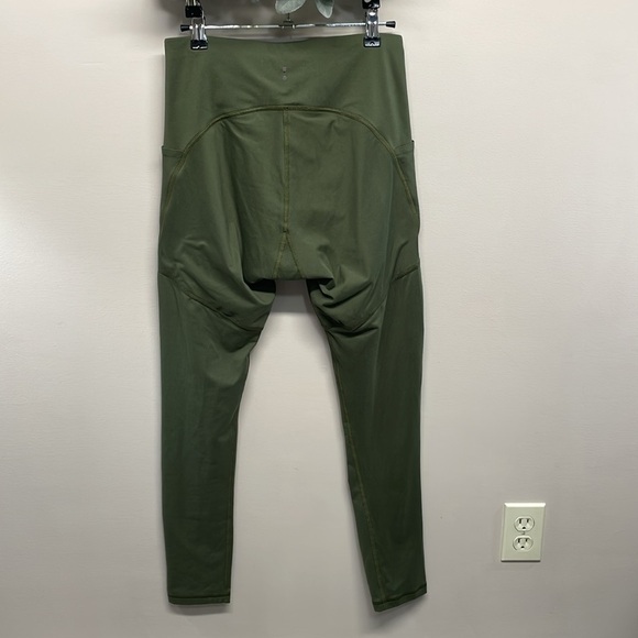 Thinx Moderate Absorbency Activewear Leggings High Rise Pockets Kale Green M - Picture 4 of 15